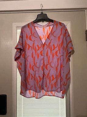 JODIFL Lavender Blouse with Bright Orange Abstract Print